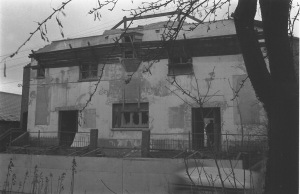 EIB P 0330 13922 Old cinema demolition Fenny Stratford 15 Feb 1972